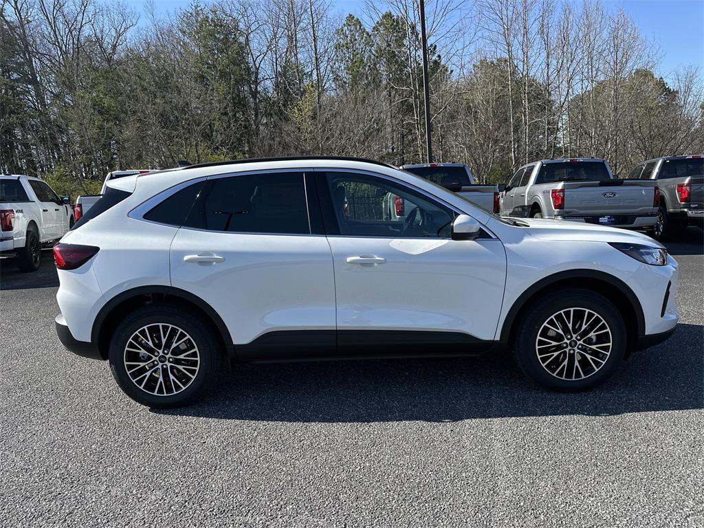 new 2025 Ford Escape PHEV car, priced at $33,390