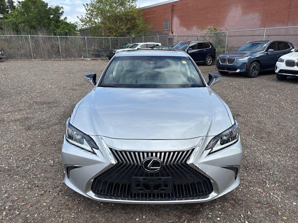 used 2019 Lexus ES 350 car, priced at $27,992