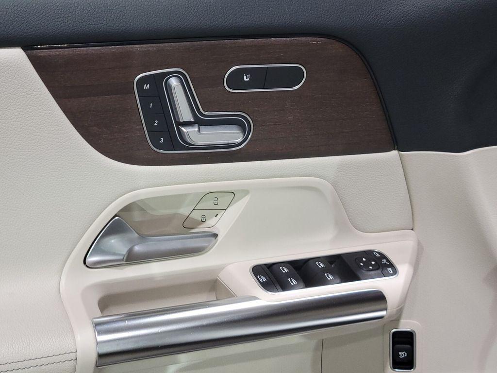 used 2021 Mercedes-Benz GLA 250 car, priced at $24,091