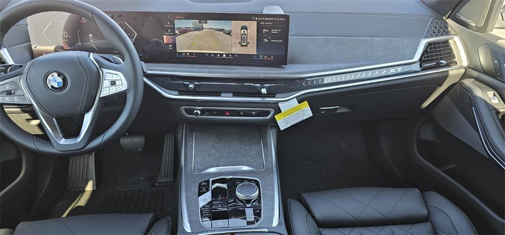 new 2025 BMW X7 car, priced at $90,860