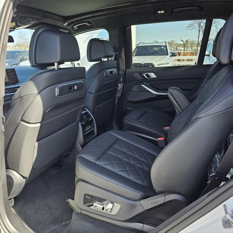 new 2025 BMW X7 car, priced at $90,860