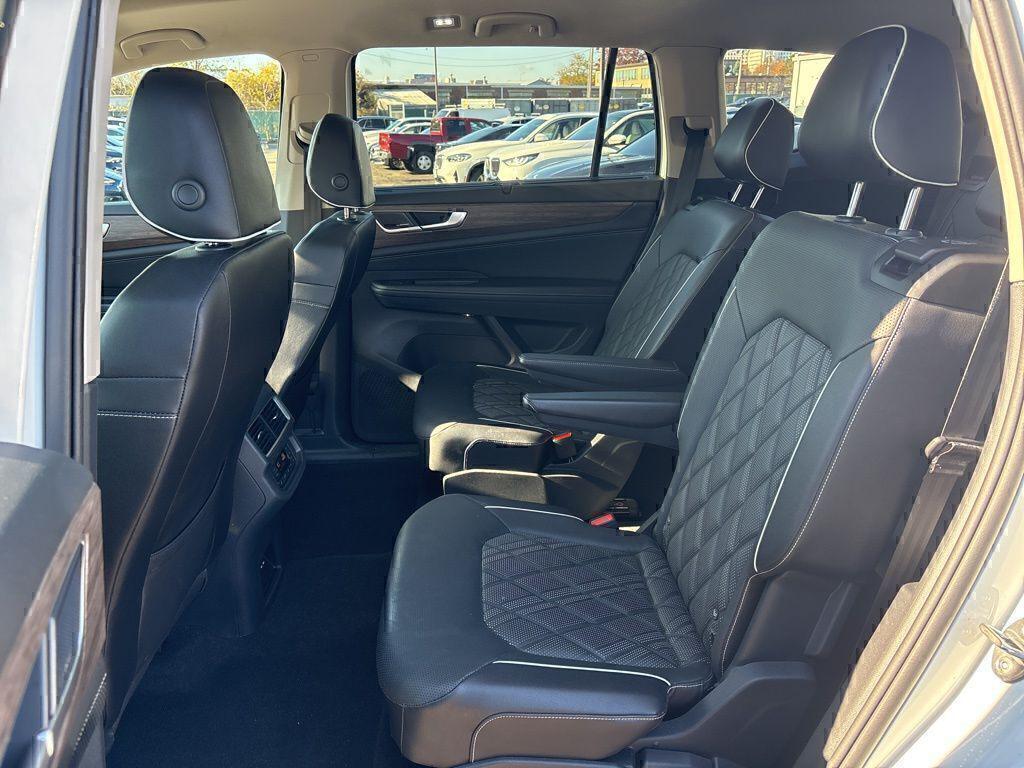 used 2024 Volkswagen Atlas car, priced at $41,499