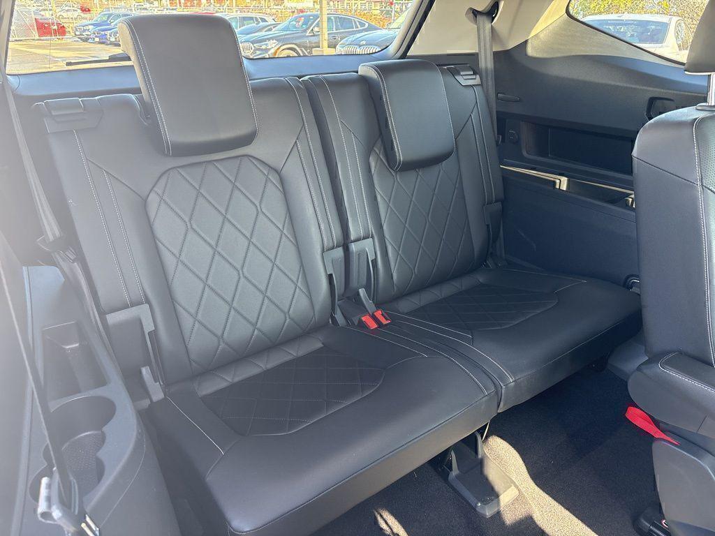 used 2024 Volkswagen Atlas car, priced at $41,499