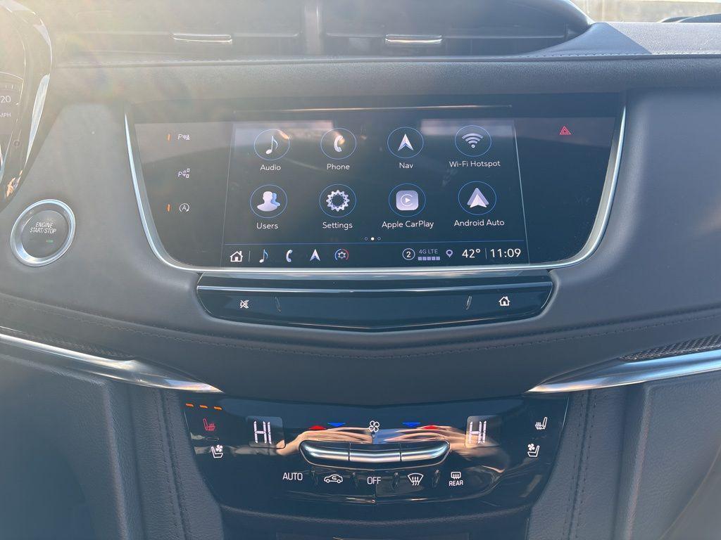 used 2023 Cadillac XT5 car, priced at $33,991