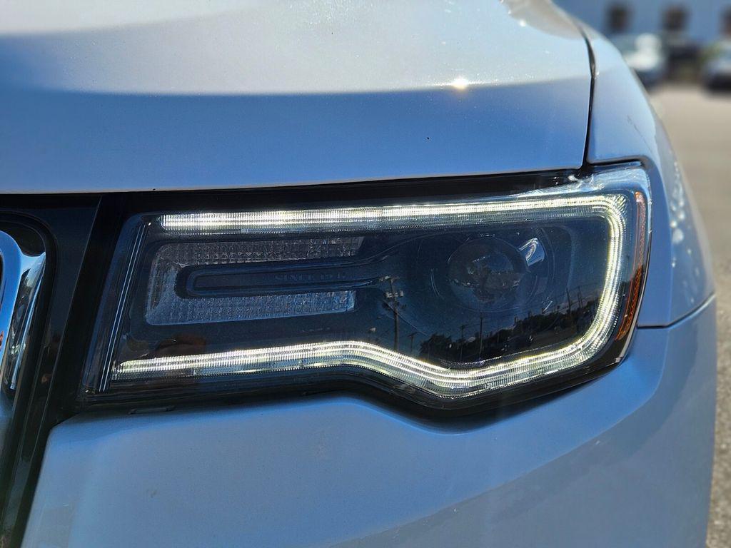 used 2022 Jeep Grand Cherokee car, priced at $27,399