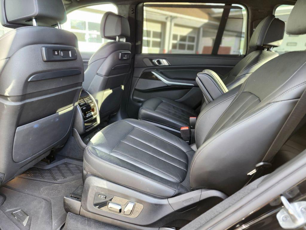 used 2021 BMW X7 car, priced at $40,092