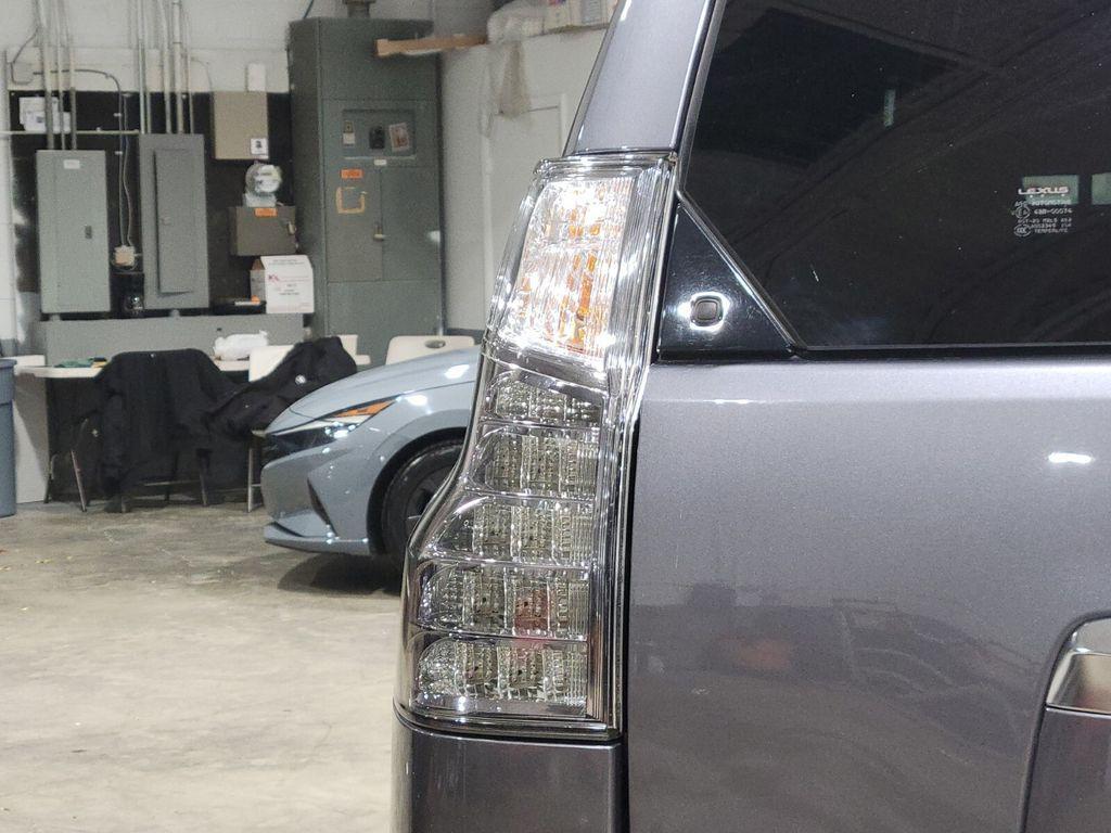 used 2022 Lexus GX 460 car, priced at $42,992