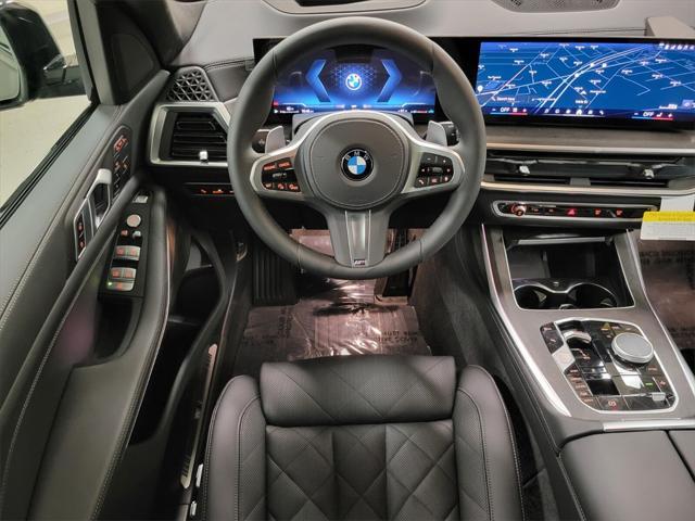 new 2025 BMW X7 car, priced at $89,175