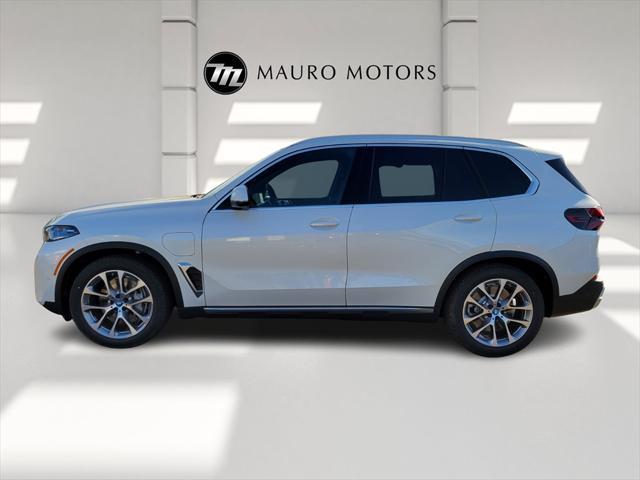 new 2025 BMW X5 PHEV car, priced at $78,260