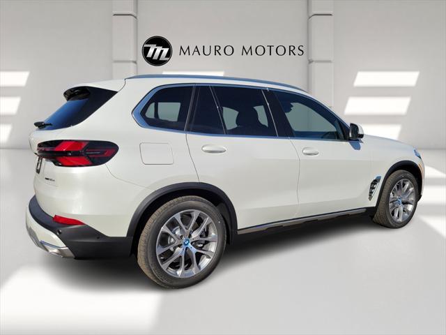 new 2025 BMW X5 PHEV car, priced at $78,260