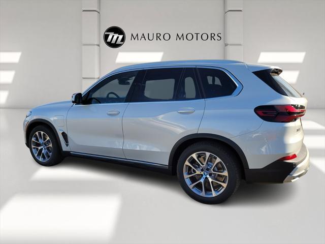 new 2025 BMW X5 PHEV car, priced at $78,260