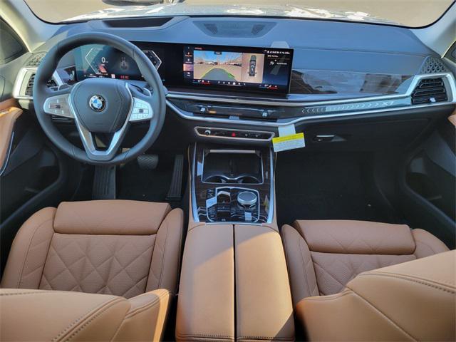 new 2025 BMW X7 car, priced at $90,110
