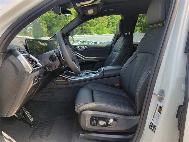 new 2026 BMW X7 car, priced at $122,830