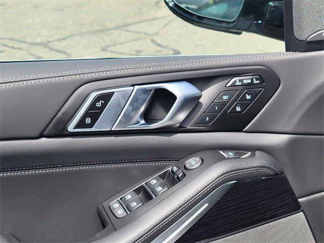 new 2026 BMW X7 car, priced at $122,830