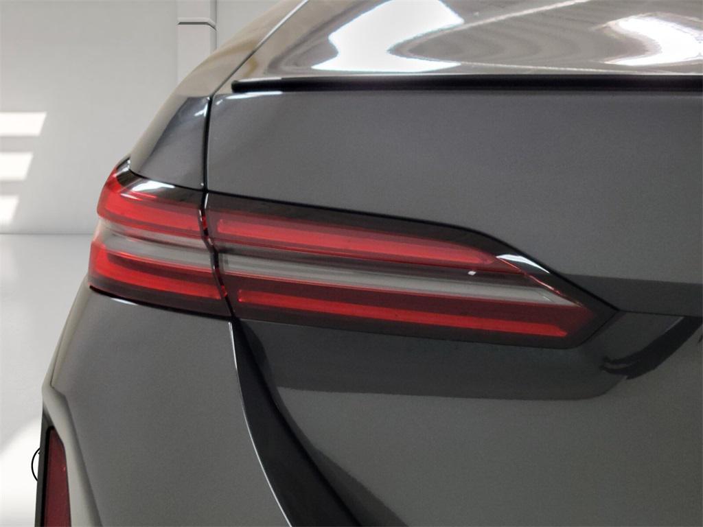 new 2025 BMW M5 car, priced at $128,025