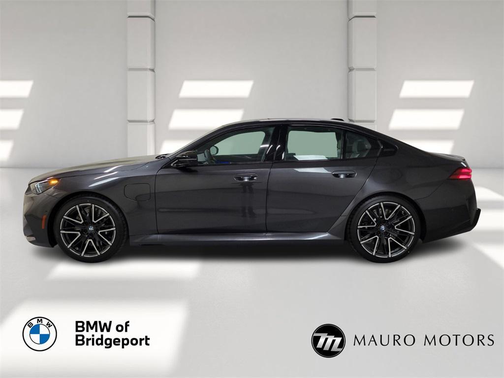 new 2025 BMW M5 car, priced at $128,025