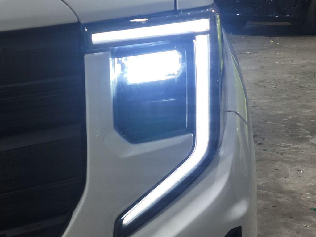 used 2023 GMC Sierra 1500 car, priced at $43,693