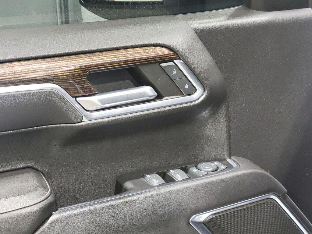 used 2023 GMC Sierra 1500 car, priced at $43,693