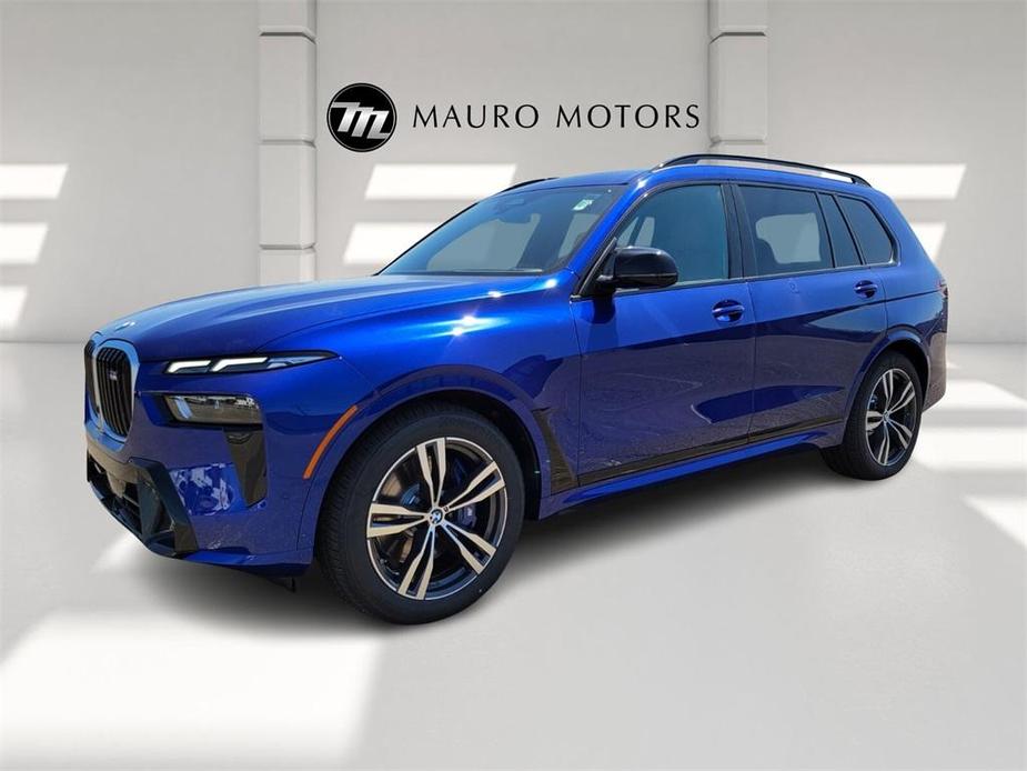 new 2025 BMW X7 car, priced at $114,080
