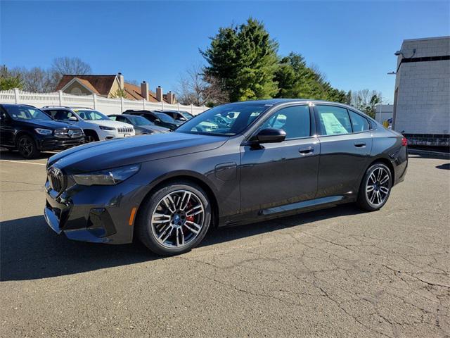 new 2025 BMW 550e car, priced at $82,325