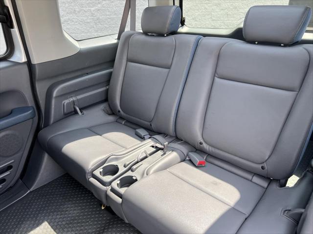 used 2005 Honda Element car, priced at $13,995