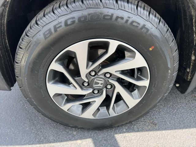 used 2005 Honda Element car, priced at $13,995