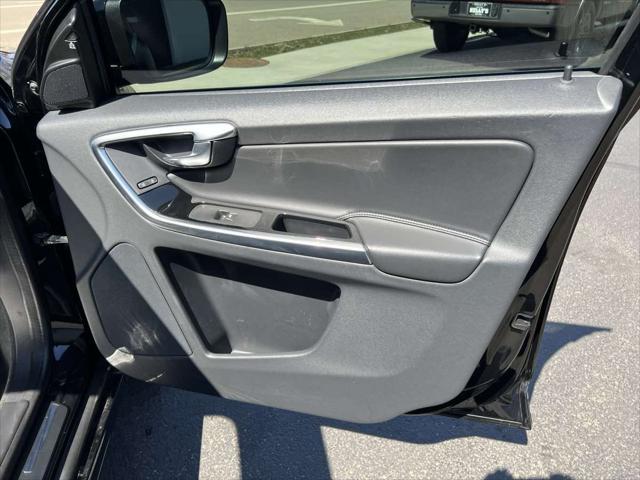 used 2016 Volvo XC60 car, priced at $14,995