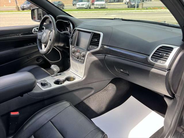 used 2015 Jeep Grand Cherokee car, priced at $17,995