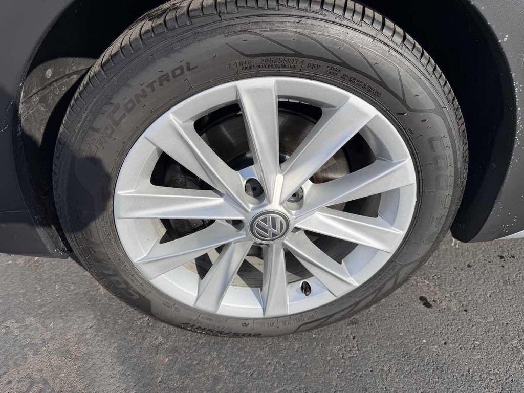 used 2017 Volkswagen Golf Alltrack car, priced at $14,995