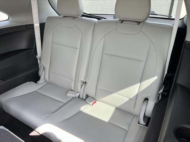 used 2017 Acura MDX car, priced at $21,995