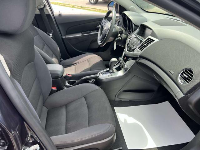 used 2016 Chevrolet Cruze Limited car, priced at $10,500