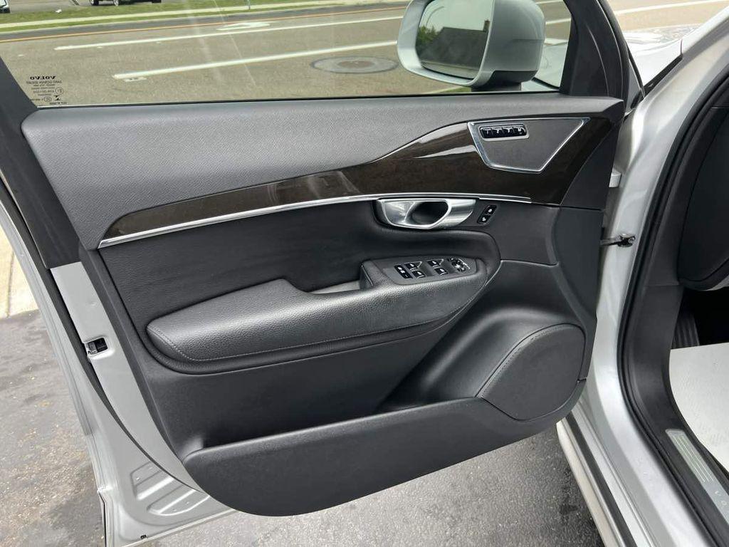 used 2018 Volvo XC90 car, priced at $19,500
