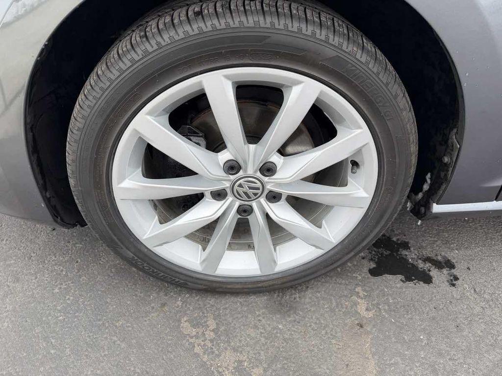 used 2017 Volkswagen Golf SportWagen car, priced at $13,995