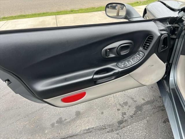 used 2004 Chevrolet Corvette car, priced at $15,995