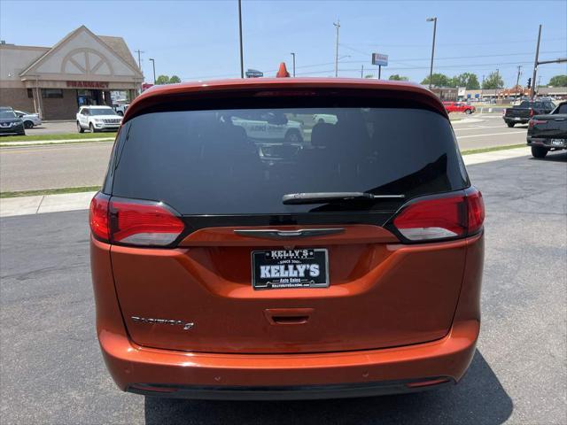 used 2018 Chrysler Pacifica car, priced at $17,995