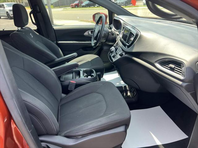 used 2018 Chrysler Pacifica car, priced at $17,995