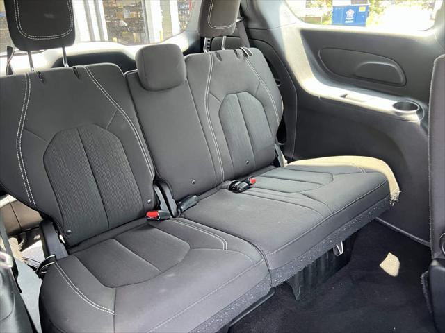 used 2018 Chrysler Pacifica car, priced at $17,995