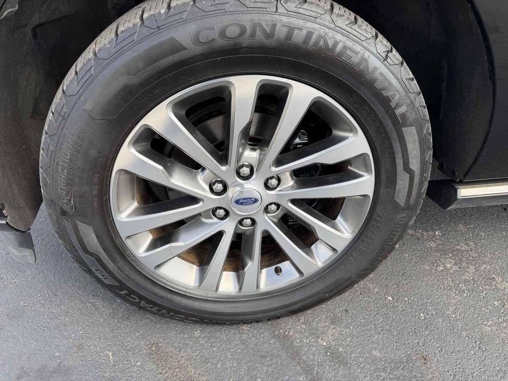 used 2018 Ford Expedition car, priced at $24,500