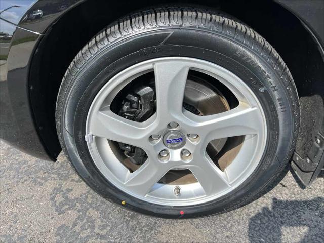 used 2012 Volvo S60 car, priced at $10,995