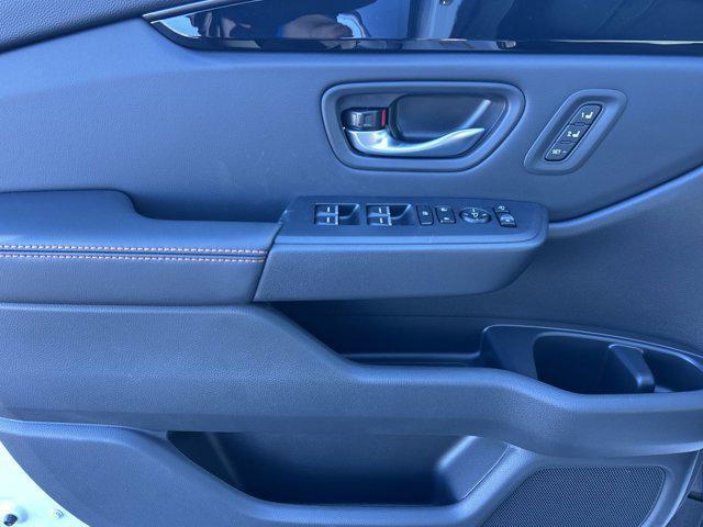 new 2025 Honda Pilot car, priced at $51,350