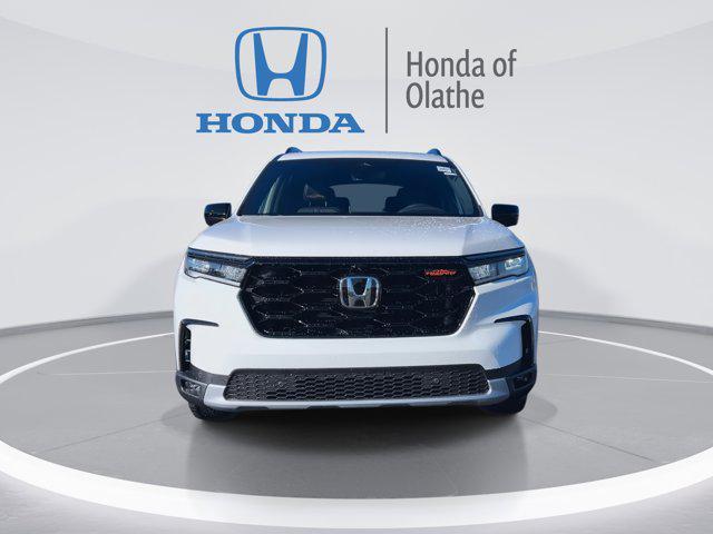 new 2025 Honda Pilot car, priced at $51,350