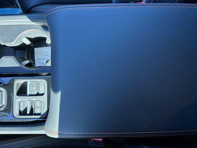 new 2025 Honda Pilot car, priced at $51,350