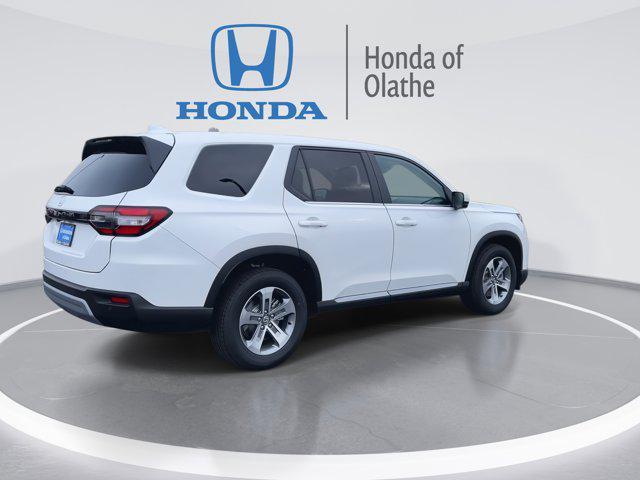 new 2025 Honda Pilot car, priced at $44,290