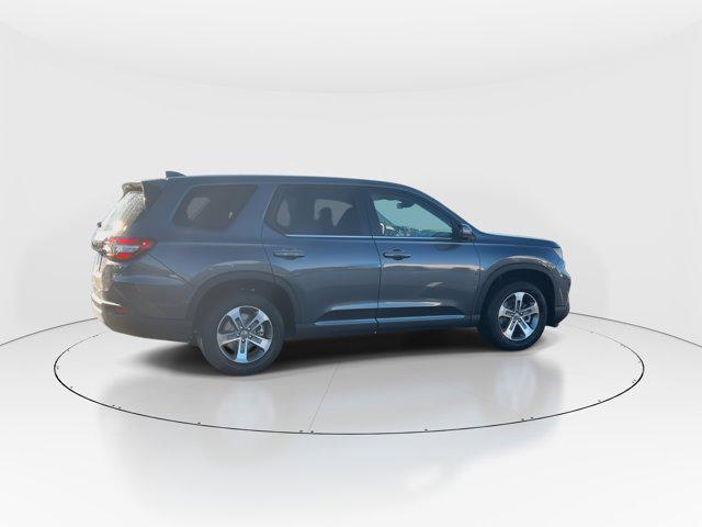 new 2025 Honda Pilot car, priced at $46,995