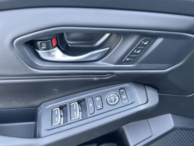 new 2025 Honda Accord Hybrid car, priced at $36,135