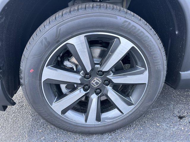 new 2025 Honda Pilot car, priced at $51,550