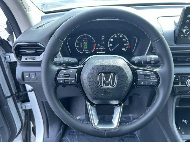 new 2025 Honda Pilot car, priced at $51,550