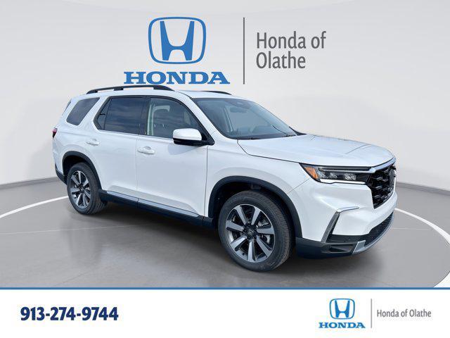 new 2025 Honda Pilot car, priced at $51,550