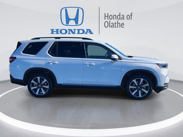 new 2025 Honda Pilot car, priced at $49,780