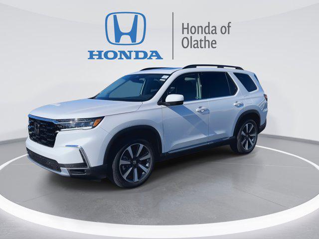 new 2025 Honda Pilot car, priced at $49,780